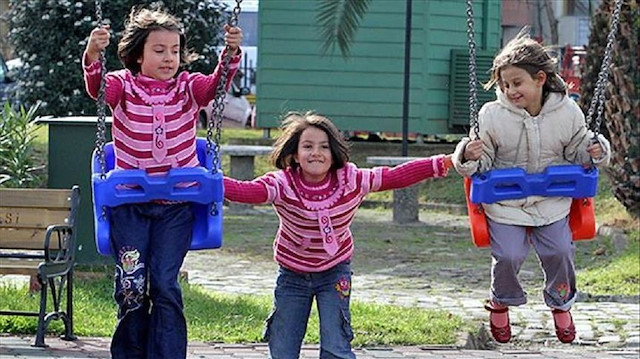 الأطفال يشكلون 28% من سكان تركيا
