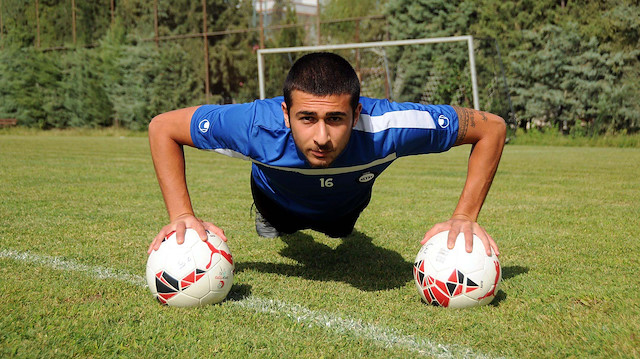 Ulaş Zengin bu sezon 1. Lig'de 8 maçta forma giydi.