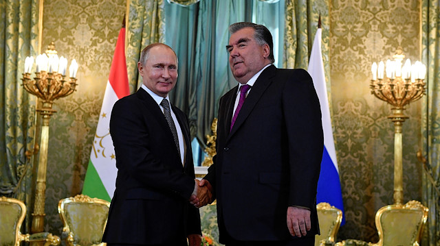 Russian President Vladimir Putin shakes hands with his Tajik counterpart Emomali Rahmon at the Kremlin in Moscow, Russia April 17, 2019. 