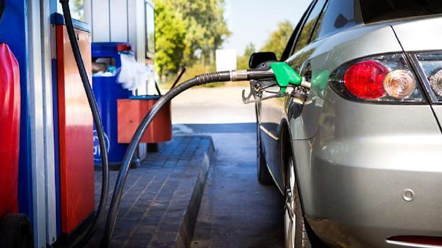 2025 yılına kadar düşen pil maliyetlerinin elektrikli araçların fiyatılarını dahada aşağı çekmesi bekleniyor.
