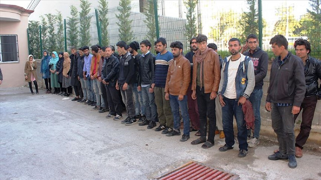 الأمن التركي يضبط 148 مهاجرا مشى بعضهم ألف كم حتى ولاية "عثمانية"