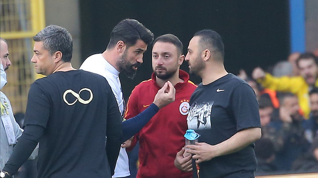 Hasan Şaş ile Volkan Demirel arasında maç öncesi gerginlik yaşanmıştı.