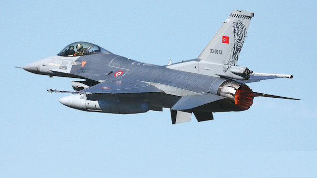 F-16 (Arşiv)