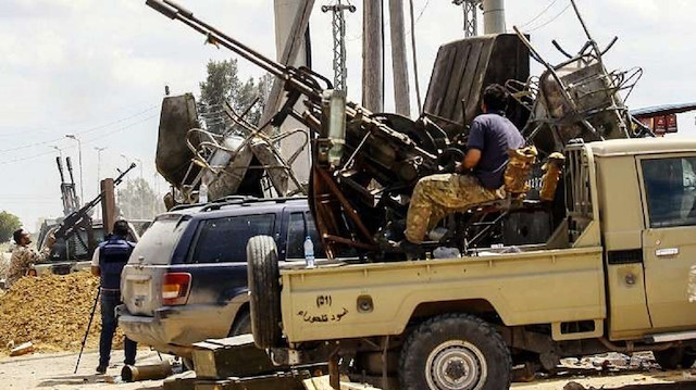 ليبيا.. قوات حفتر تعلن إسقاط طائرة للوفاق والأخيرة تنفي