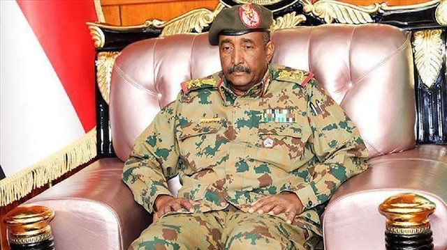 "العسكري" السوداني.. بين جزرة أمريكية وعصا أوروبية أفريقية