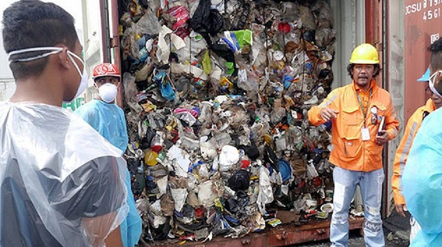 2013-2014 yıllarında Kanada çöp yığınlarını yasadışı şekilde Filipinler'e göndermişti.
