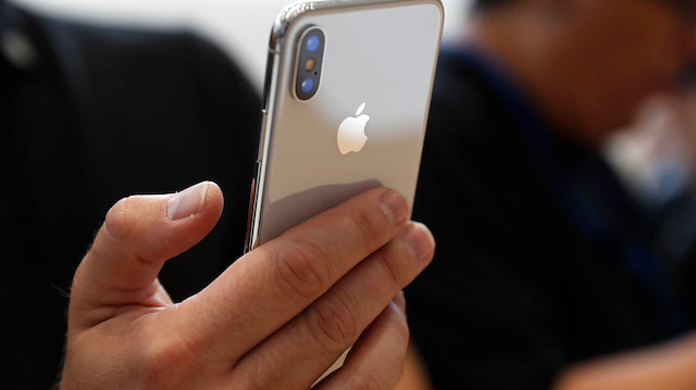 Apple 5G yarışına 2020'de yetişmek için tüm üreticilerle görüşüyor. 