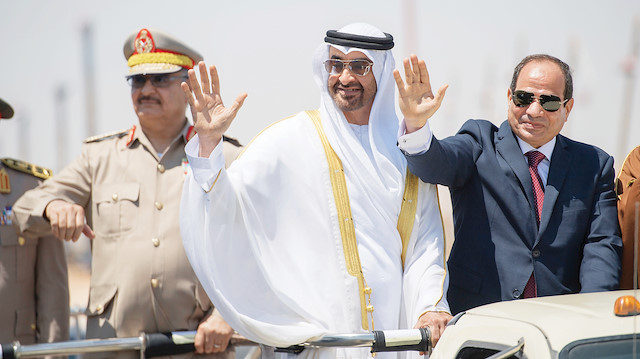 Muhammed bin Zayed (Soldan 2) - Abdülfettah es-Sisi (Soldan 3)