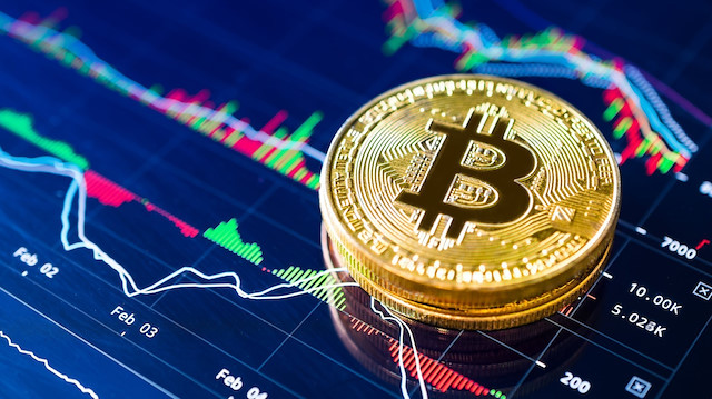 Bitcoin 5,300 doların üzerinde işlem görüyor.