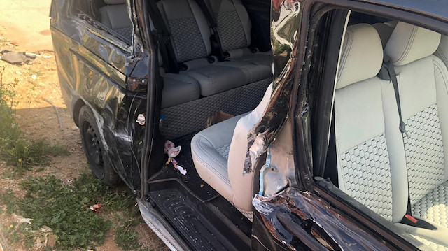 Aracın sağ tarafının ağır hasarlı olduğu görüldü. 