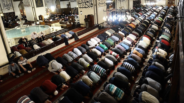 İstanbul'da 97 camide hatim ile teravih namazı kılınabilecek.
