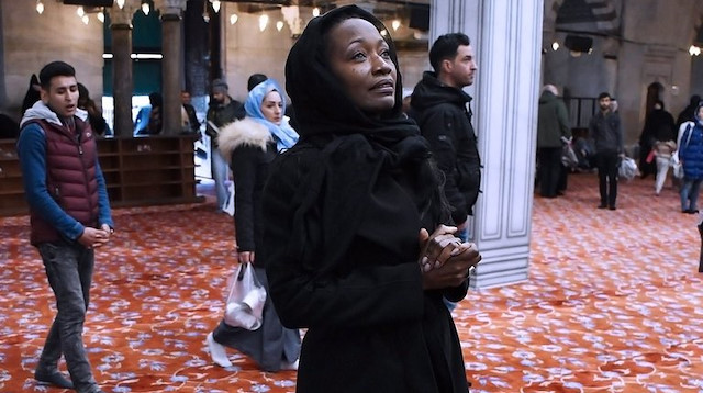 Müslüman olan Della Miles: Allah gösterecek nerede olacağımı
