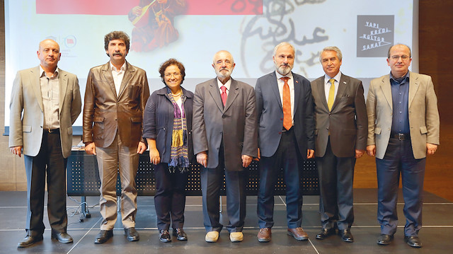 Etkinlikte Prof.Dr. Öcal Oğuz, Prof.Dr. Mustafa Kaçalin, Prof.Dr. Salahaddin Bekki, Ergün Veren, Doç.Dr. Evrim Özünel, Dr. Süleyman Şenel bildirilerini sundu.