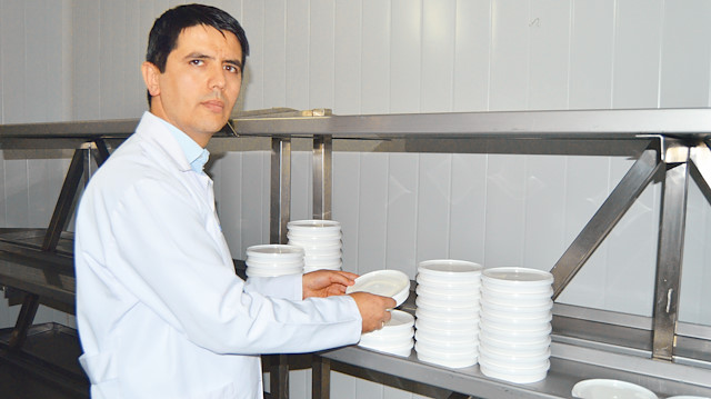 ​Afyon Kocatepe Üniversitesi Veteriner Fakültesi Öğretim Üyeleri Doç. Dr. Mustafa Kabu