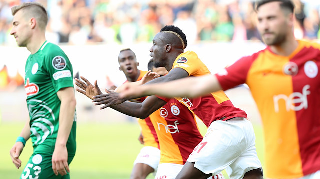 Gol sayısını 30’a çıkaran Diagne, Süper Lig tarihinde bir sezonda en çok gol atan yabancı oyuncu oldu.