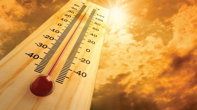 Bilim insanları sıcaklığın mevcut halinden 1,5 derece daha artması durumunda "geri dönüşü olmayan" tehlikelerin ortaya çıkabileceği konusunda uyarıyor.