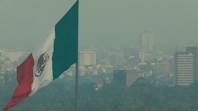Meksiko şehri kırsalı ve banliyölerinde, hafta sonu boyunca 45 orman ve çalı yangını meydana geldiği bildirilmişti. 