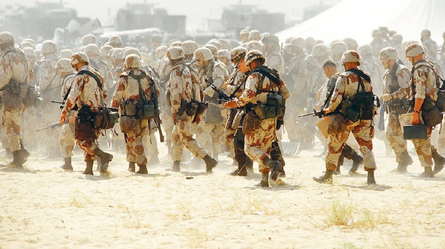 120 ألف جندي أمريكي إلى الخليج!

