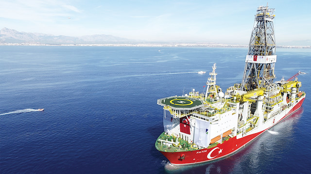 Türkiye, Fatih sondaj gemisiyle doğal gaz arıyor.