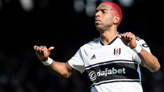 Beşiktaş'tan Fulham'a transfer olan ancak Premier Lig ekibinin küme düşmesinin ardından takımdan ayrılan Ryan Babel, İngiliz ekibiyle çıktığı 16 resmi maçta 5 gol attı 4 de asist yapma başarısı gösterdi.