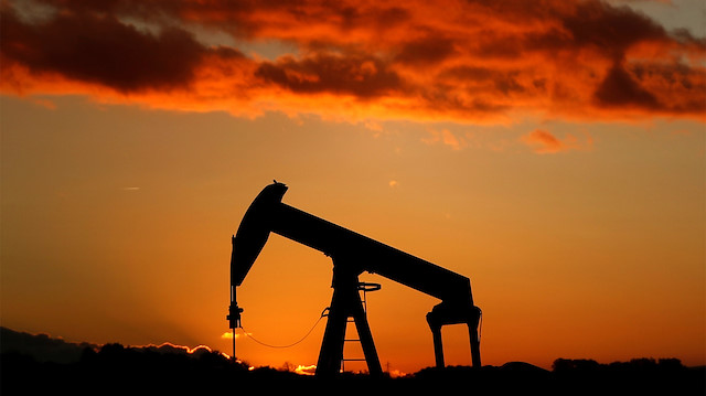 Brent petrolün varili 71,66 dolardan işlem görüyor.
