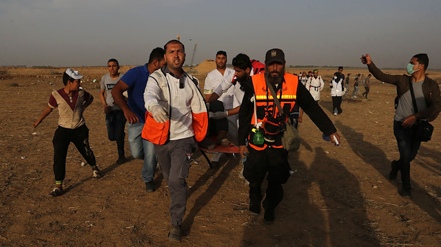 İsrail işgal güçlerinin 'Büyük Dönüş Yürüyüşü' gösterilerine saldırısında 16 Filistinli hafif yaralandı.