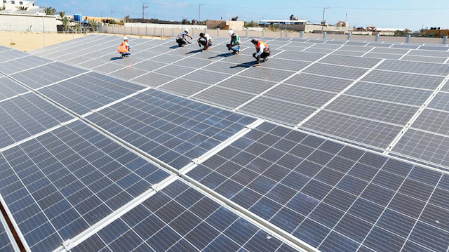 Filistin Yatırım Fonunun desteğiyle kurulan güneş enerjisi santrali.