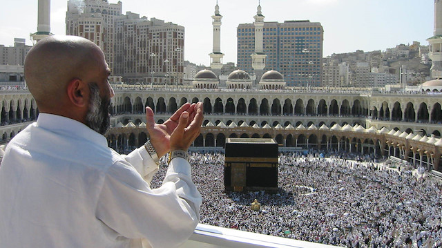 Ramazan ayında yaklaşık 45 milyon kişi kutsal toprakları ziyaret ediyor.