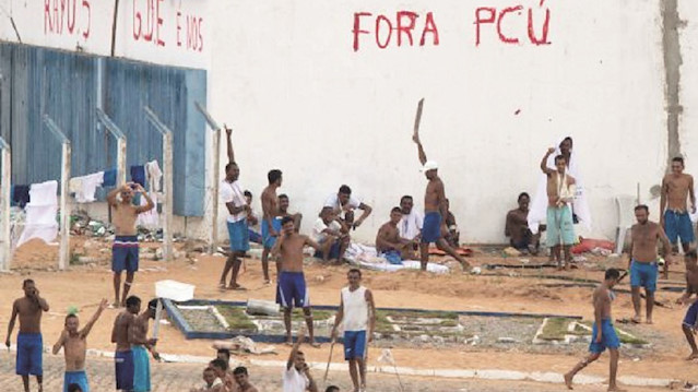 Brezilya’da hapishane isyanları sürüyor