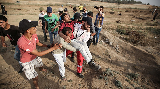 Gazze sınırındaki gösterilerde 11 Filistinli yaralandı.