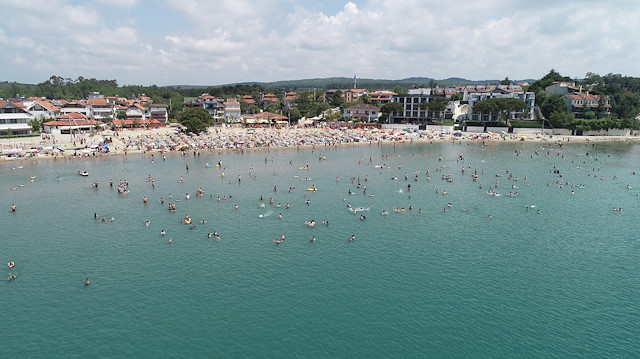 Bayram tatili turizmcilerin yüzünü güldürdü.