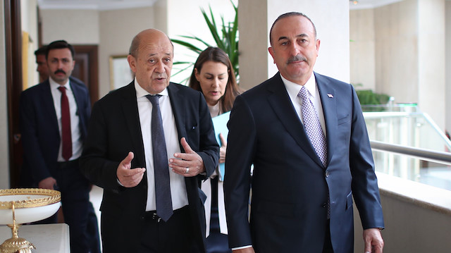 Turkish FM Çavuşoğlu meets French counterpart Le Drian  