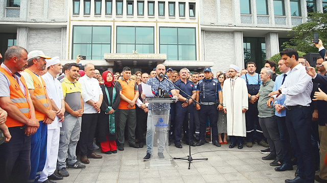 İBB işçileri adına İBB Trafik Radyo Koordinatörü Murat Kazanasmaz konuşma yaptı.