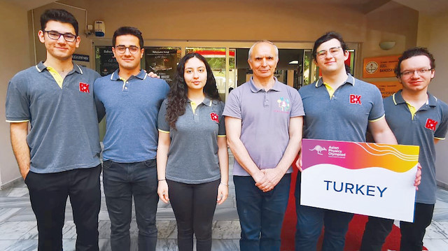 ​​Türkiye Fizik Olimpiyat Takımı