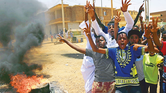 Sudan’dademokrasimücadelesikazandı