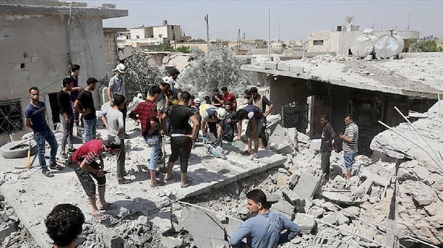 إلغاء صلاة الجمعة في إدلب السورية بسبب القصف العنيف لقوات النظام وروسيا