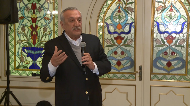 Günümüzün yarısı CHPnin yerleştirdiği militanları temizlemekle geçiyordu