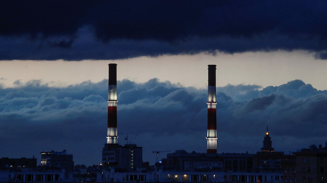 Gazete, Moskova'da bir ısıtma santralinin bu görseli ile haberi okuyucularına sundu. 