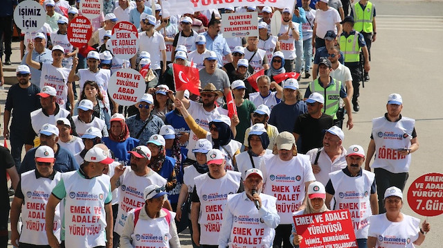 CHP'li Bolu Belediyesi Başkanı tarafından işten çıkartılan işçiler.