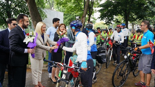 Cyclists were given hero’s welcome upon their return from Istanbul to Kabul.