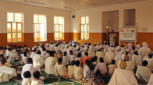İHH, hayırseverlerin destekleriyle Sudan'da 5 cami inşa etti.