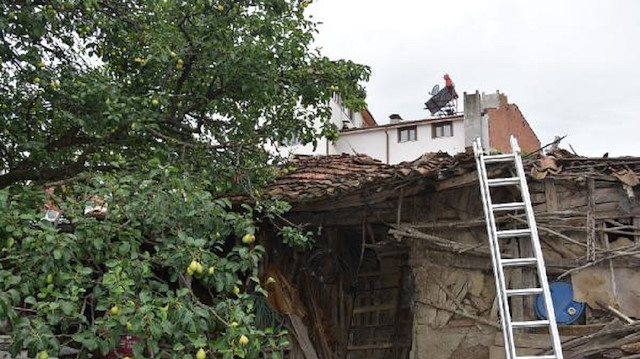 İçinde tarihi hamam olan ev. 