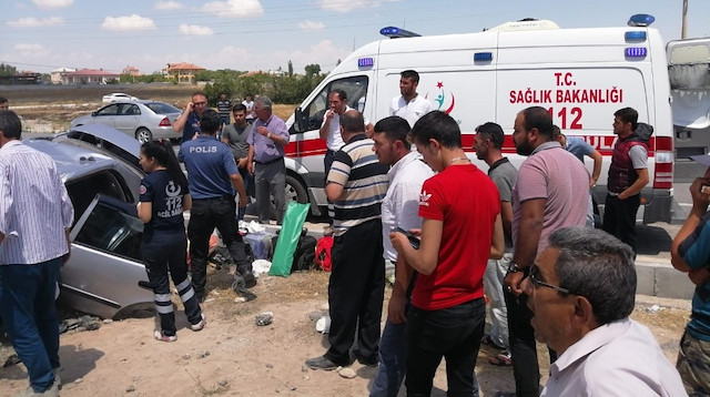 Aksaray'da gerçekleşen kazada 3 kişi hayatını kaybetti. 