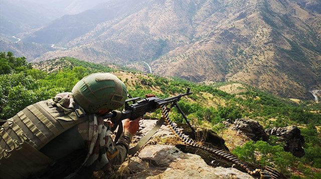 Pençe Harekatı'nda 29. gün: PKK'ya ait silah ve yaşam malzemesi ele geçirildi
