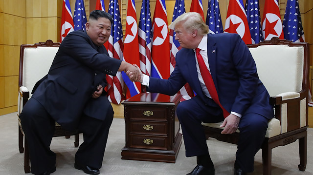 Kim-Jong ve Trump'ın beden dili ne anlatıyor?