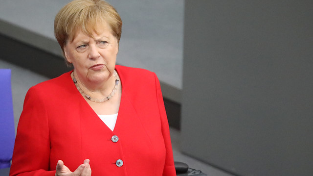 'Merkel hasta mı?' sorusunu şansölye kendi cevapladı