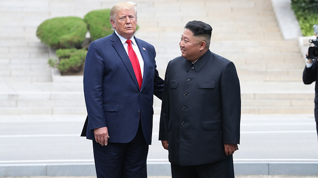 Trump - Kim Jong-un arasında gerçekleşen bir önceki zirve anlaşma olmadan bitmişti. 