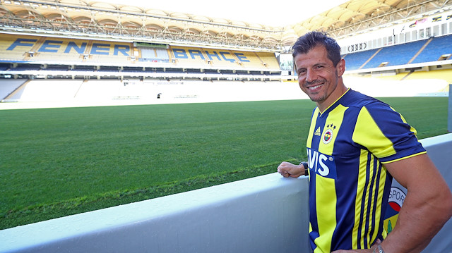 Emre Belözoğlu, yeniden Şükrü Saracoğlu Stadı'nda.