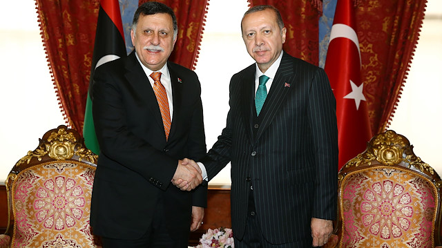 Cumhurbaşkanı Recep Tayyip Erdoğan ile Libya Ulusal Mutabakat Hükûmeti Başkanlık Konseyi Başkanı Fayiz Mustafa es-Serrac