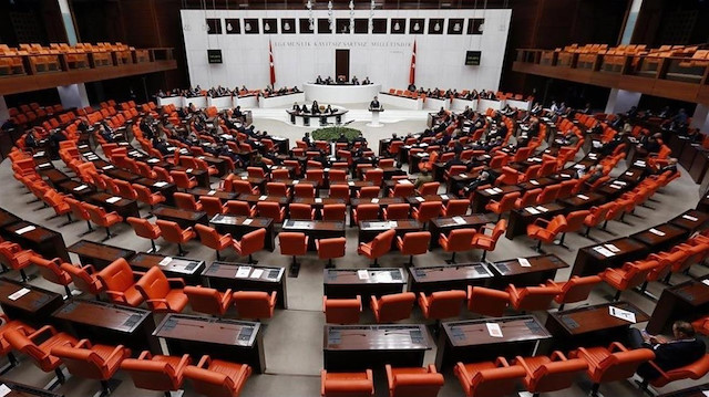AK Parti Grup Başkanvekili Mehmet Muş, yeni torba yasanın ayrıntılarını açıkladı.
